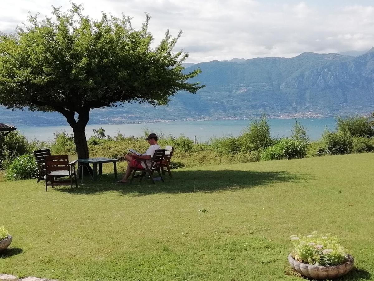 Christina's * Torri Del Benaco